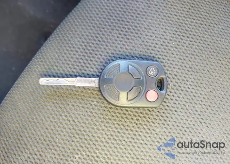 2013 Ford Focus Se z USA, uszkodzony, nr VIN 1FADP3F24DL330984